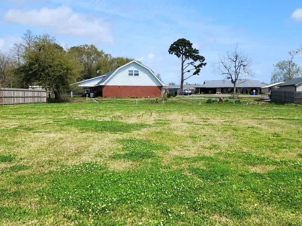 3919 Bayou Blvd, New Iberia, LA 70563