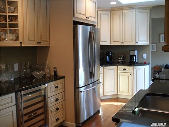 2nd image of 405 6th St