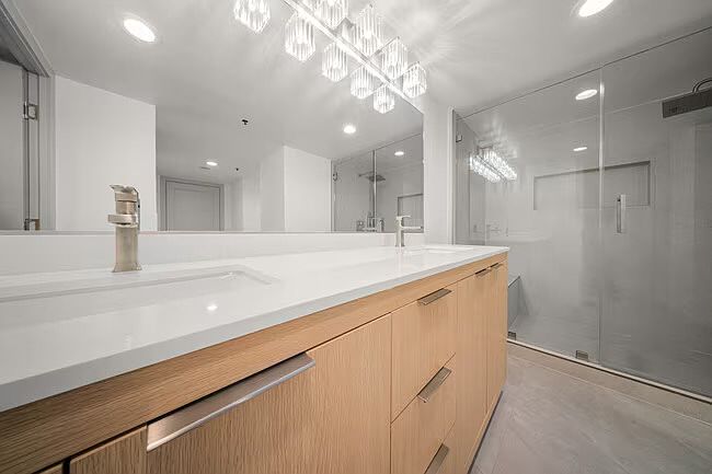 1st image of 343 Pioneer Dr.