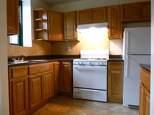 Rented by Bohemia Realty Group | media 12