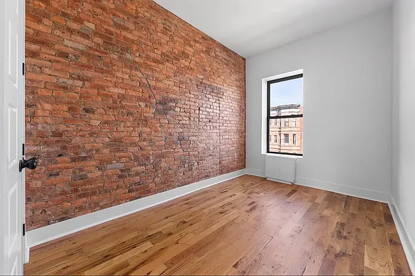 Rented by Compass | media 24