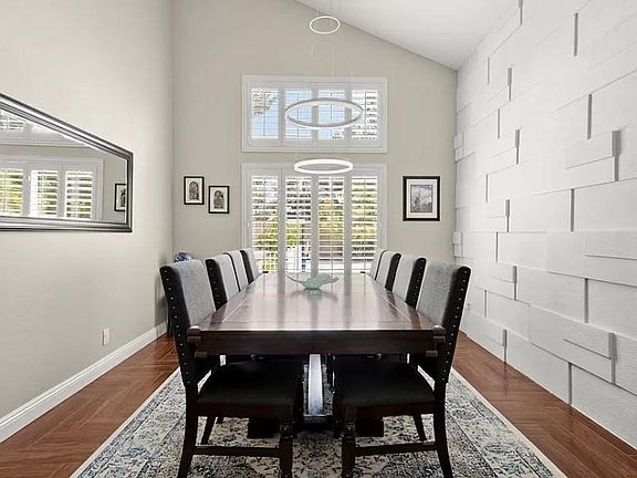 3rd image of 3104 Pier Harbor Dr