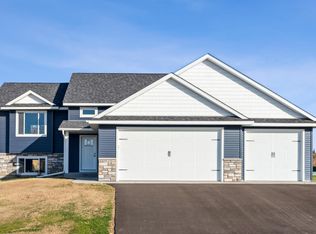 195 Pintail St, Baldwin, WI 54002