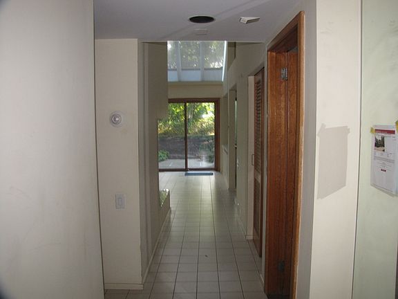 4th image of 6 Palomino Ct