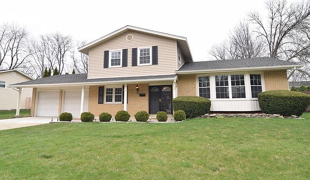 1st image of 910 E Anderson Dr