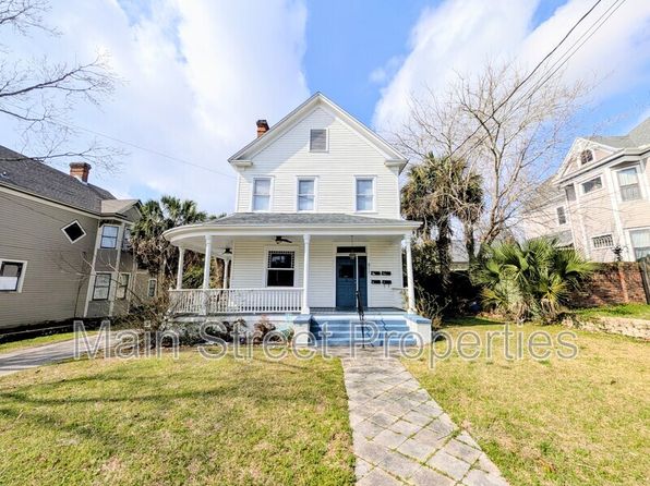 911 N Spring St APT 4