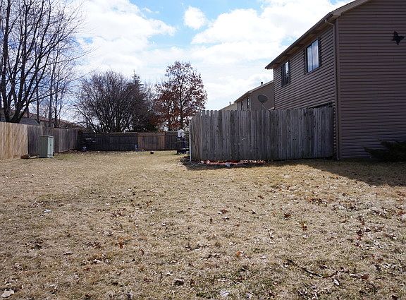 5th image of 1190 Norwood Ln