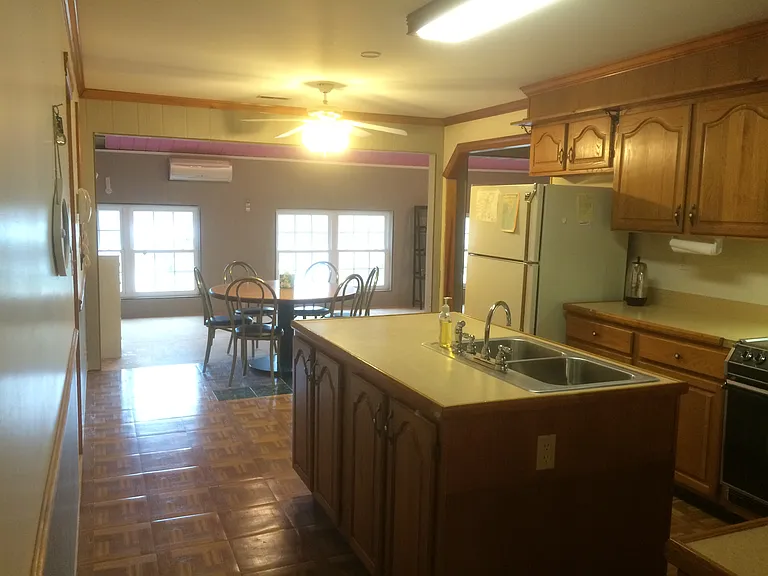 Landing Rd — Photo 21