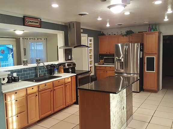 5th image of 1022 S 18th St