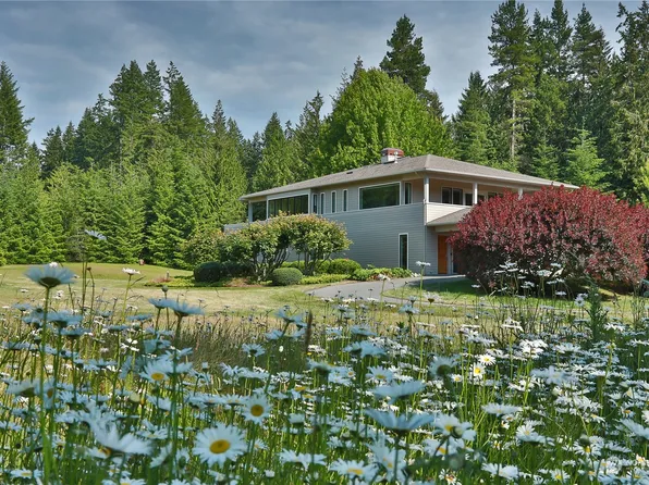 3054 Lakeview Way, Langley, WA 98260