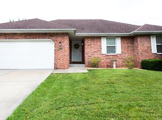 4421 S Hemlock Ave, Springfield, MO 65810