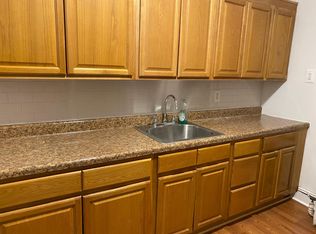 7811 83rd St, Ridgewood, NY 11385