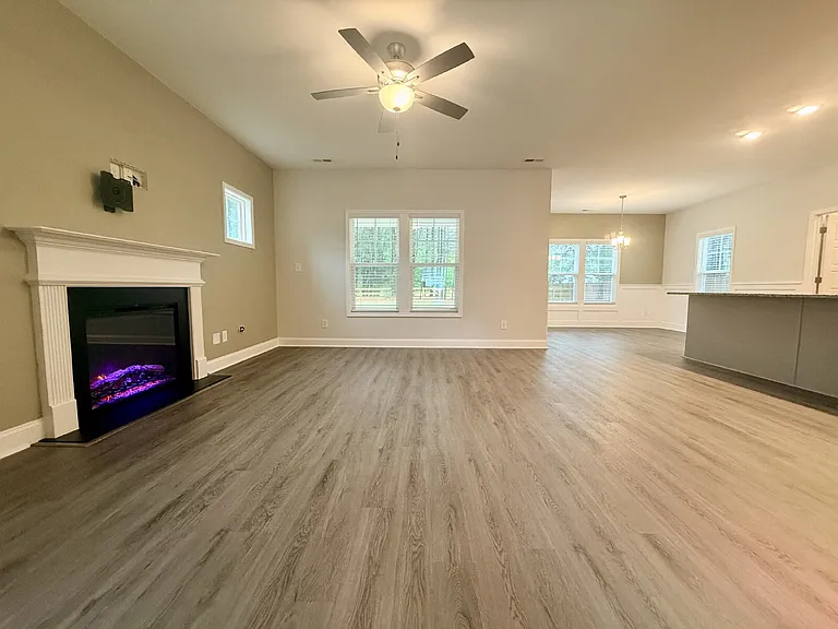 227 Flying Bolt Dr — Photo 3