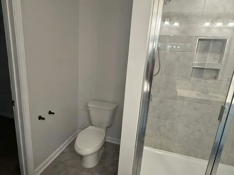 5215 Maynard Hill Dr — Photo 10