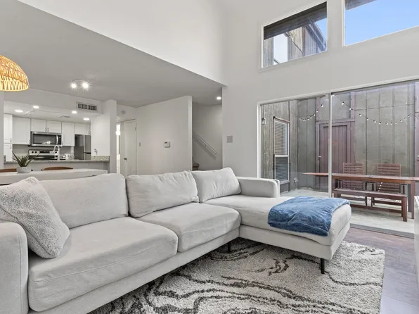 4645 Country Creek Dr APT 1101, Dallas, TX 75236