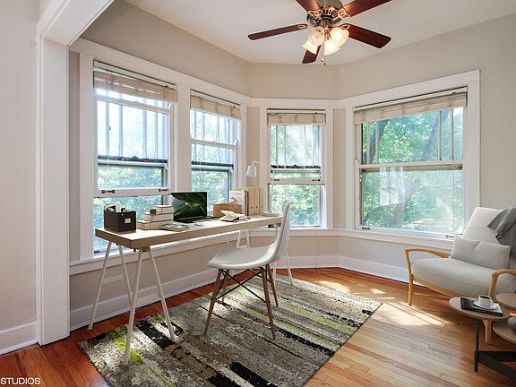 4th image of 2836 N Cambridge Ave #2