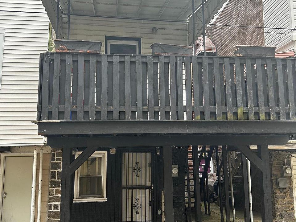 2nd image of 3123 N 32nd St
