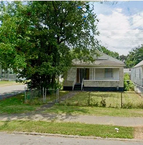 900 Beecher St Photo 1