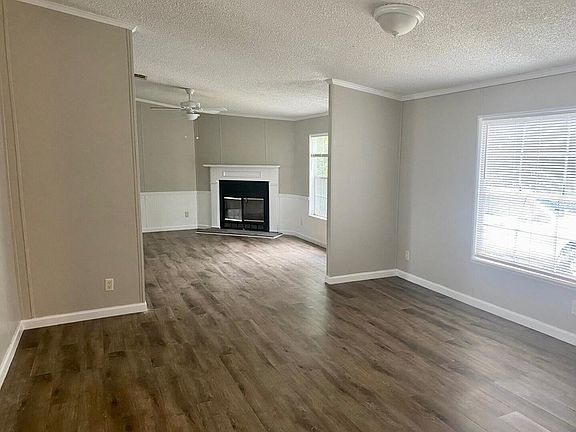 2nd image of 108 S College St