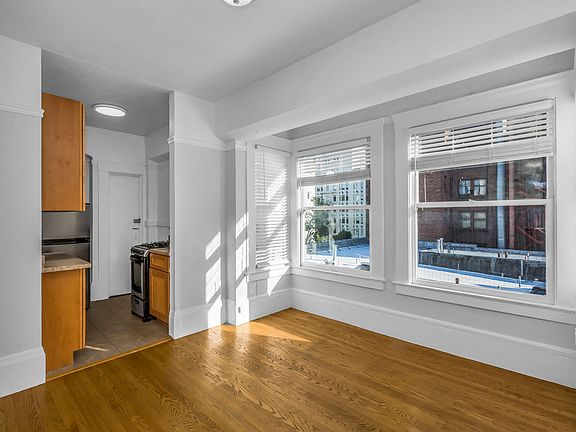 5th image of 635 Ellis St #301