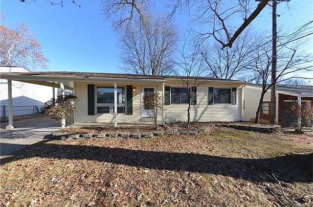 2nd image of 2930 Foxwood Dr