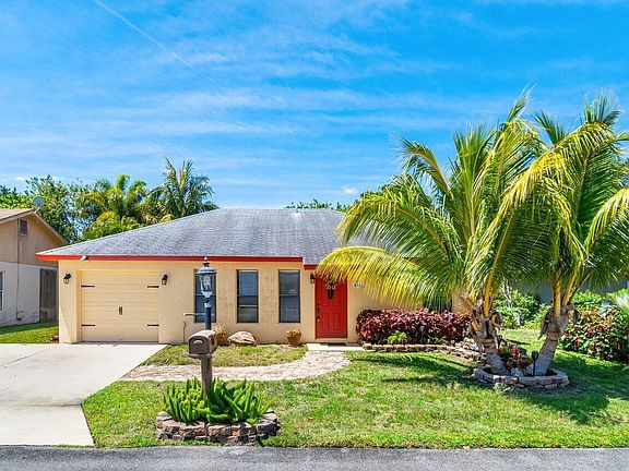 3rd image of 4661 Pine Grove Drive #4661