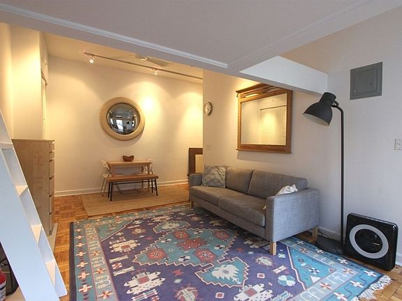 2nd image of 87 Saint Marks Pl APT 2E