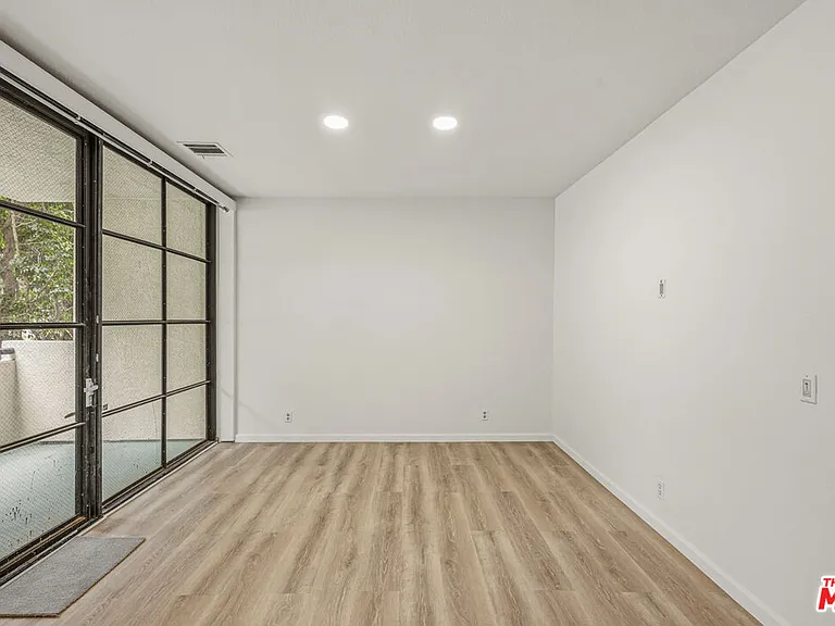 11636 Montana Ave #103 — Photo 14