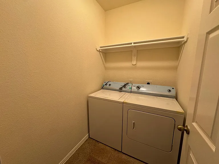9400 Bellaire Blvd #110 — Photo 11