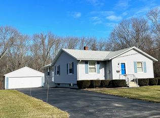 91 Briggs St, Taunton, MA 02780