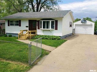 1423 Illinois St, Pekin, IL
