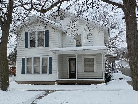 1st image of 512 Lincoln St