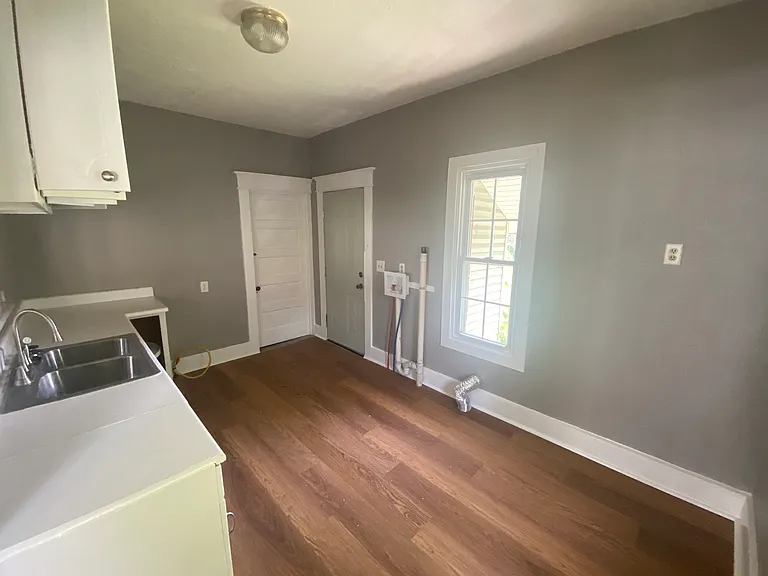 2204 George St — Photo 12