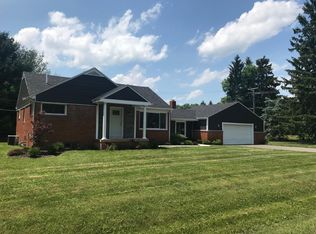 10745 Milford Rd, Holly, MI 48442