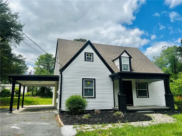 130 Greenway Dr, Mount Airy, NC 27030