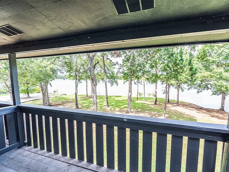RiverHouse — Photo 4