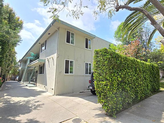 2nd image of 907 N Harper Ave APT 6
