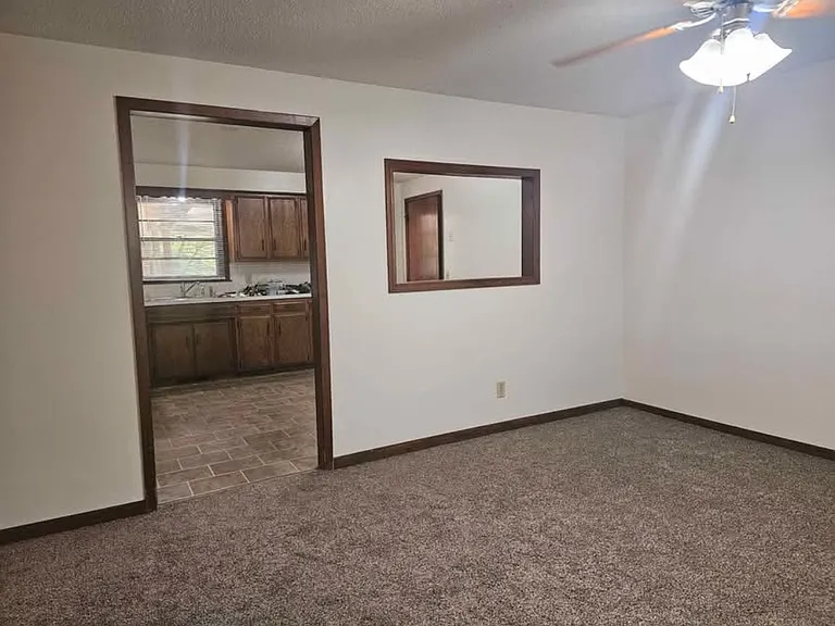 409 S Concordia Ave — Photo 3
