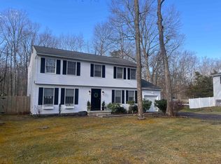 414 S Camelback Dr, Galloway, NJ 08205