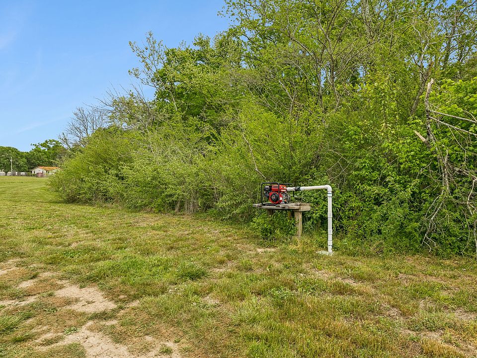 61st image of 2461 Bodenham Rd