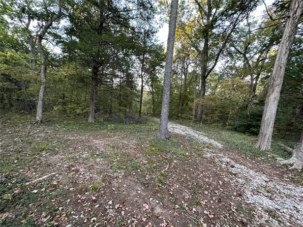 10478 Watercrest Rd, Potosi, MO 63664