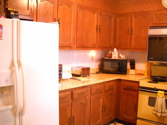 5th image of 148 Buckingham Drive #A