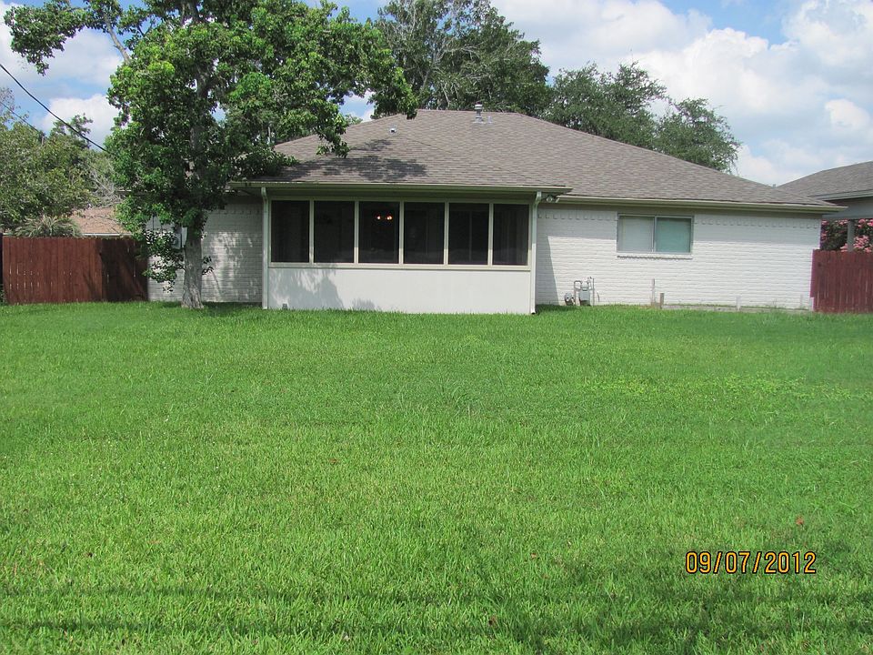 2nd image of 4533 S Flamingo Dr