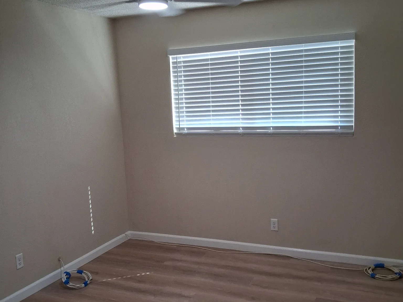 2 bed, 1000 sqft, $2,200 — Photo 3