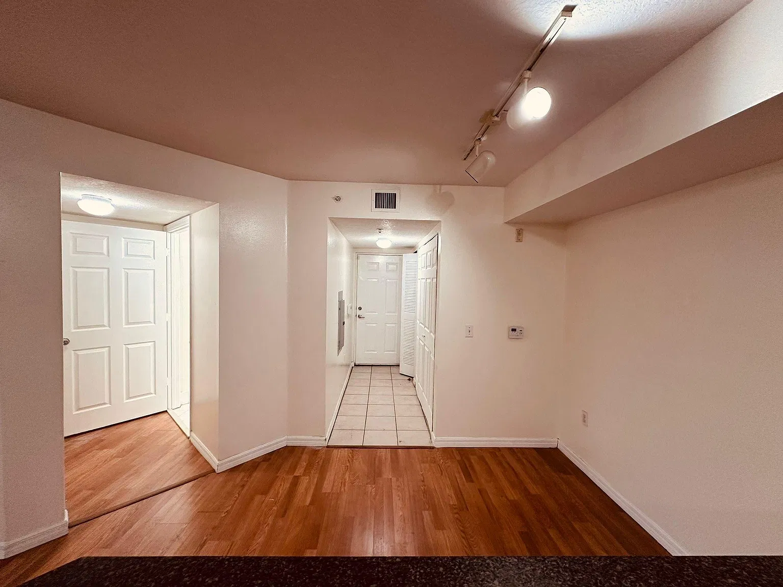 4131 San Marino Blvd — Photo 4