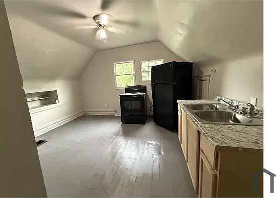 856 N Solvay St #UPPER — Photo 4