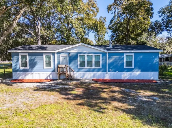 689 Eagle Watch Rd, Oak Hill, FL 32759