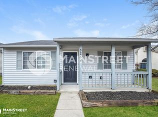 5254 Traditions Rd, Indianapolis, IN 46235