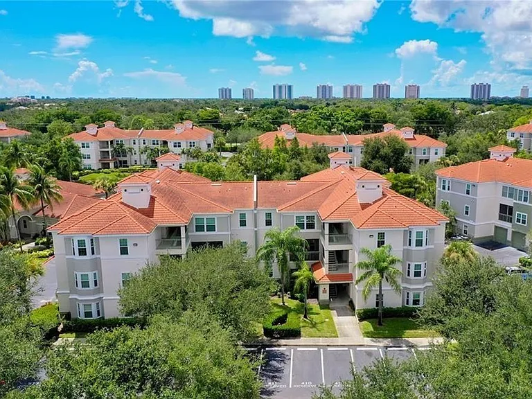 23500 Walden Center Dr #206 — Photo 44