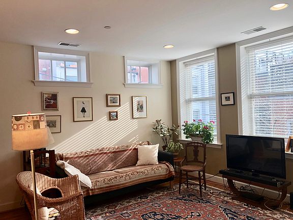 Living area.